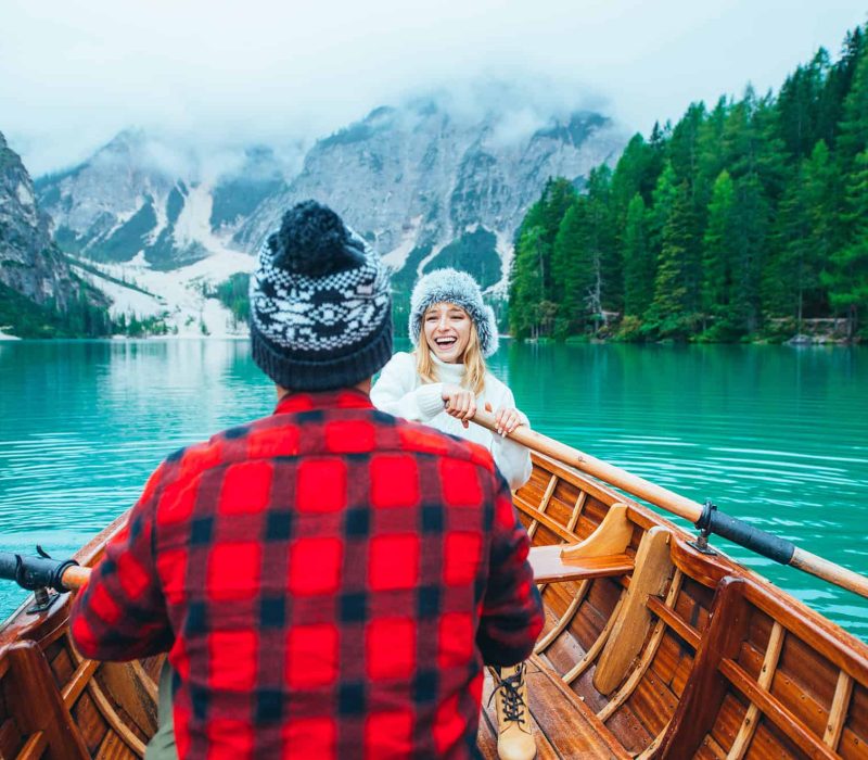 mountain-stories-happy-couple-on-a-wanderlust-vac-2025-03-18-12-58-51-utc